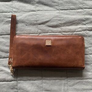 Rachael Cruz wallet